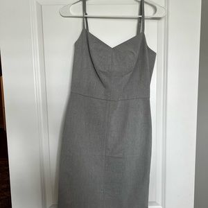 Banana Republic Size 2 Gray Spaghetti Strap Dress